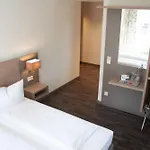 호텔 Brauereigaststatte Spitalgarten *